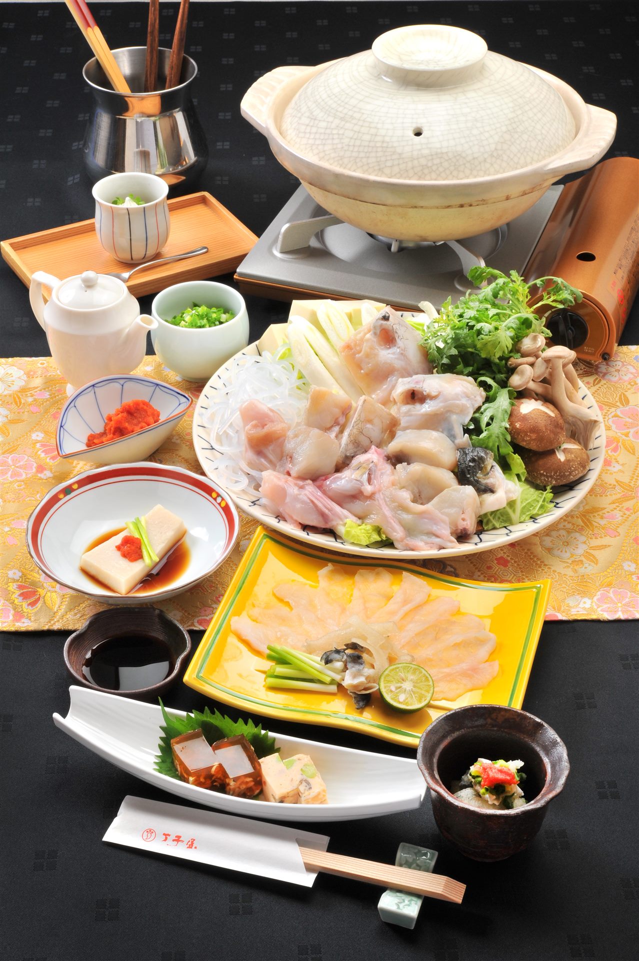 ふぐづくしの料理全景