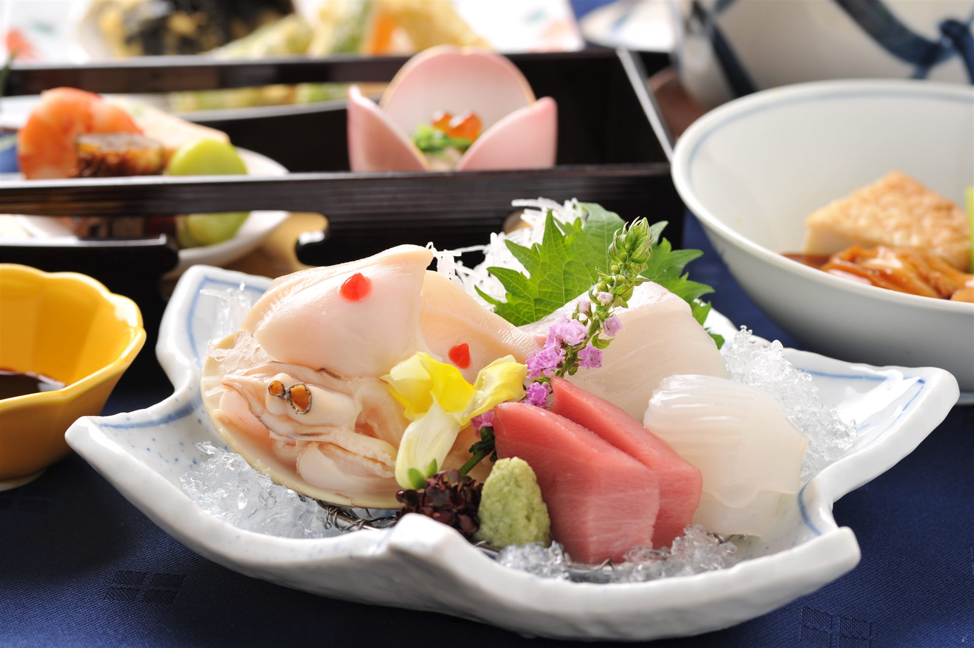 蛤を含むお造り
